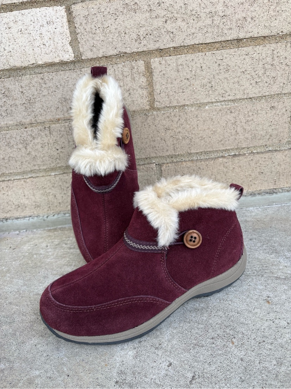 Easy Spirit Burgundy Suede Faux Fur Fall Booties - Excellent Condition